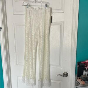 No Boundaries Cream Lace Top